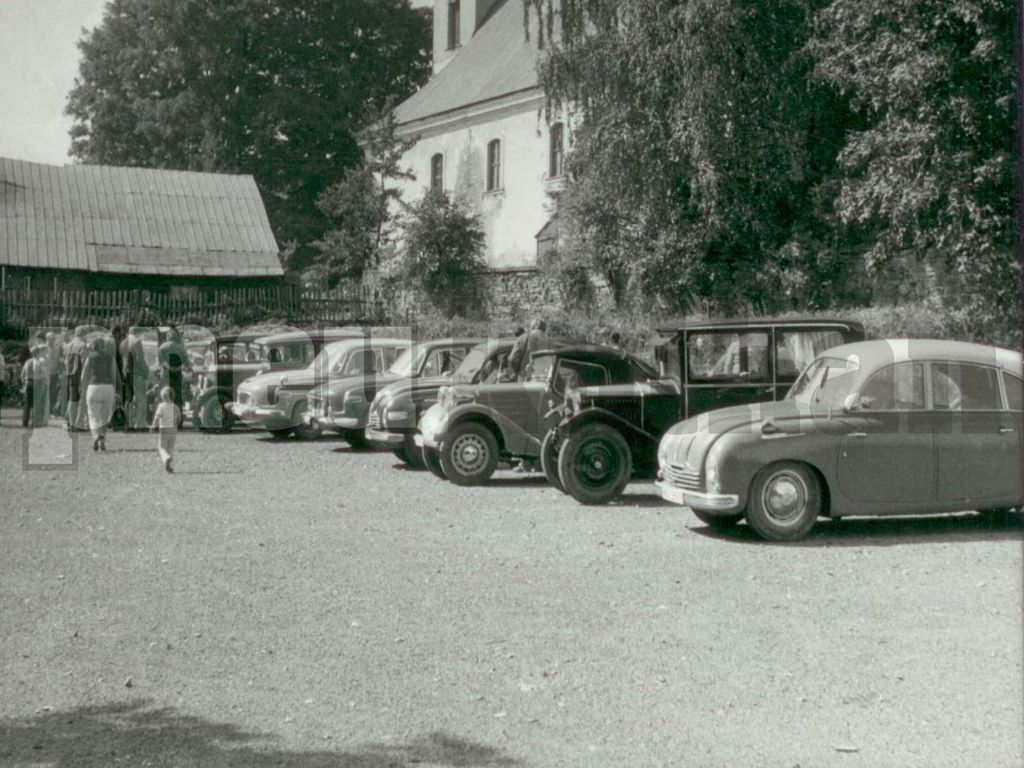 1977