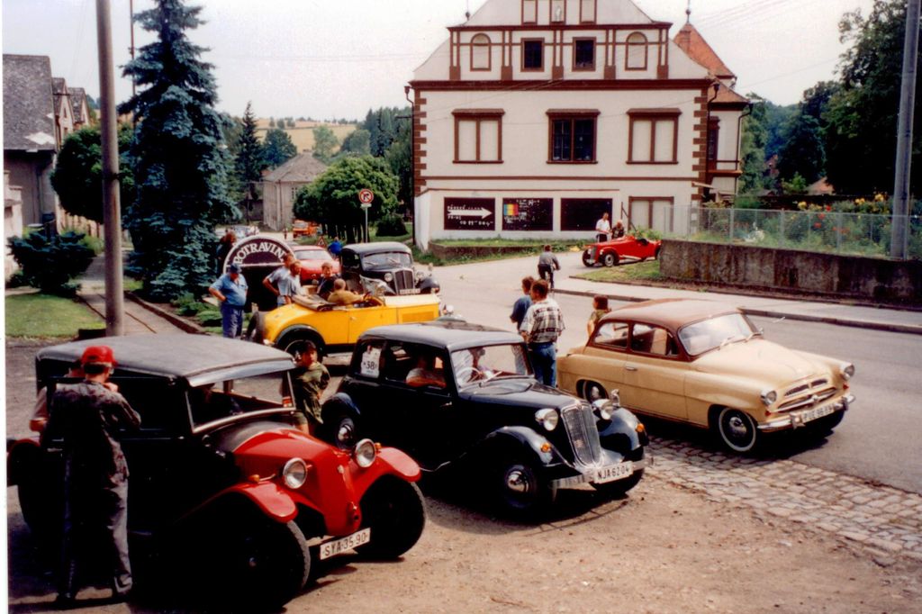 1999